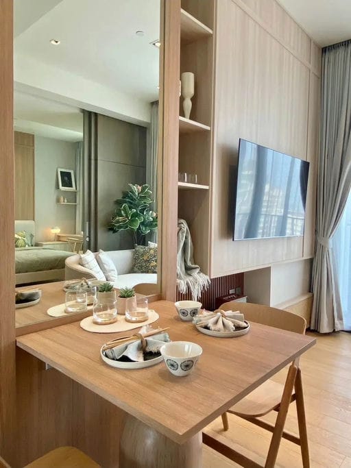 Simplex · Floor 17 · 40 sqm — 8