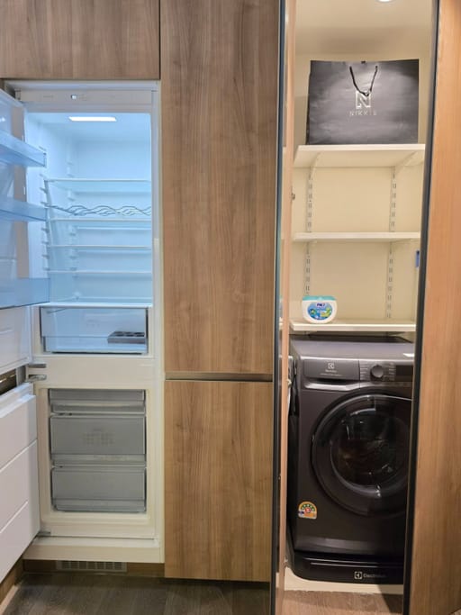 Simplex · Floor 26 · 70 sqm — 5