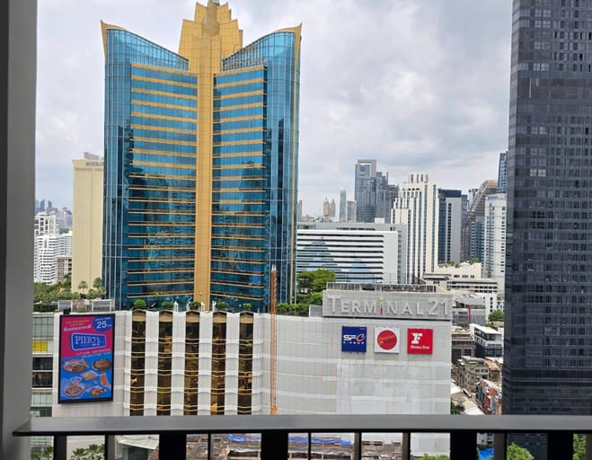 Simplex · Floor 26 · 70 sqm — 14