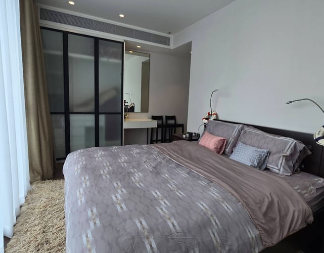 Simplex · Floor 26 · 70 sqm — 8