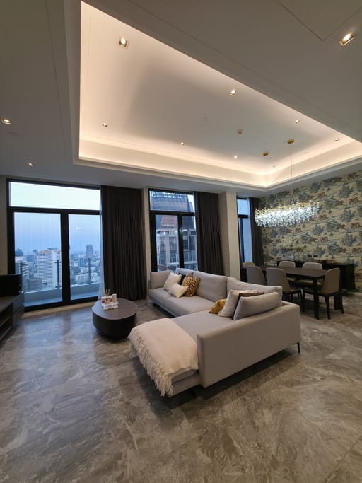 Simplex · Floor 27 · 190 sqm — 5