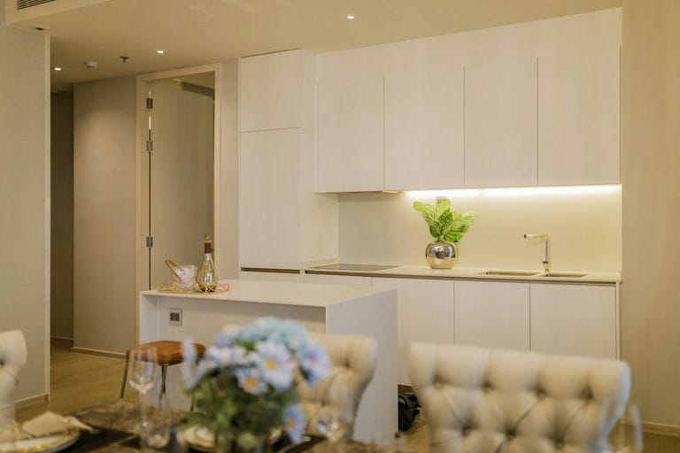 Simplex · Floor 11 · 95 sqm — 11