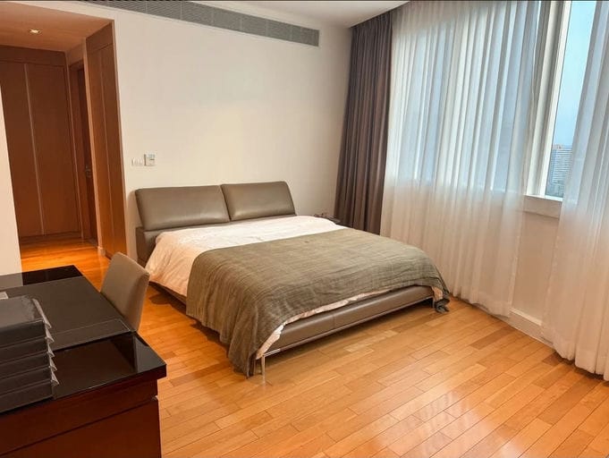 Simplex · 146 sqm — 4