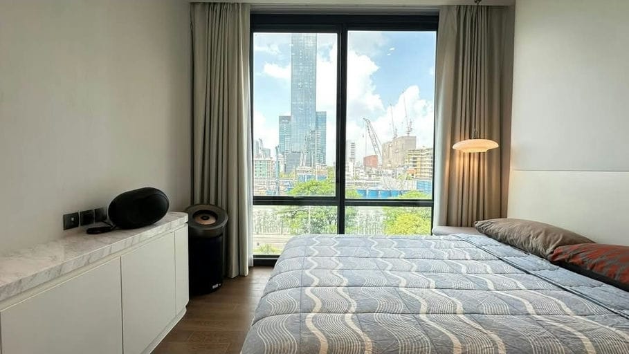Simplex · Floor 5 · 64.5 sqm — 10