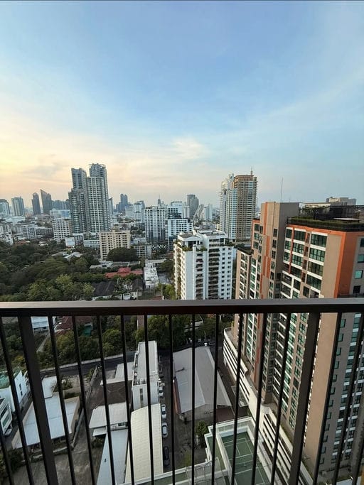 Simplex · Floor 21 · 96 sqm — 3