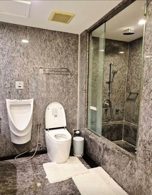 Penthouse · Floor 35 · 276 sqm — 9