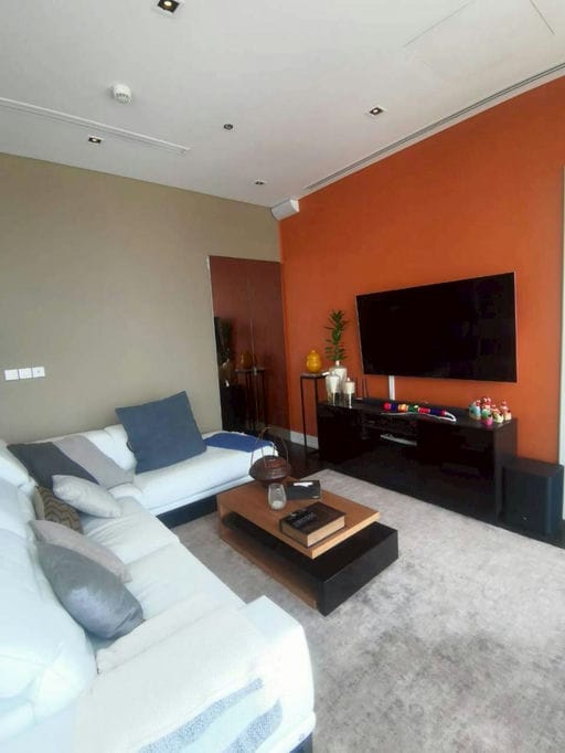 Simplex · Floor 33 · 146 sqm — 10