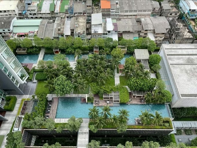 Simplex · Floor 25 · 110 sqm — 10