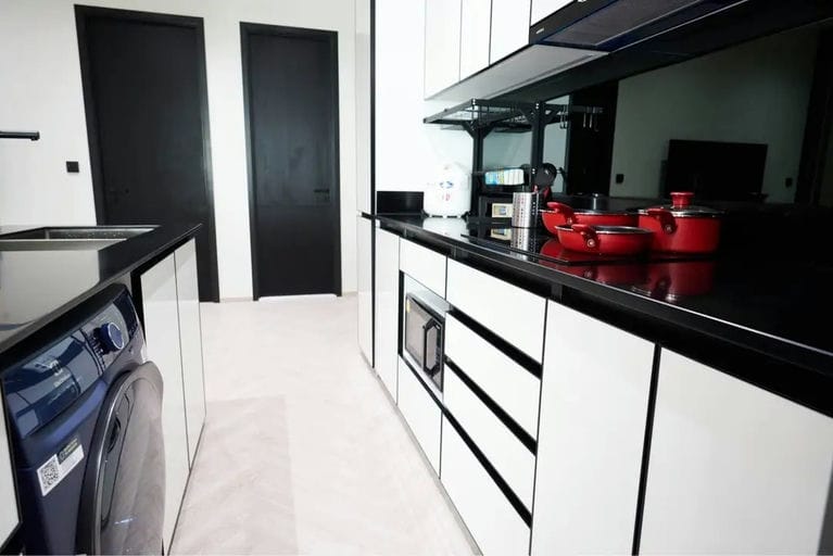 Simplex · Floor 42 · 78.8 sqm — 11