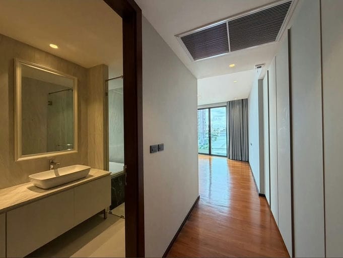 Simplex · Floor 7 · 180.8 sqm — 3