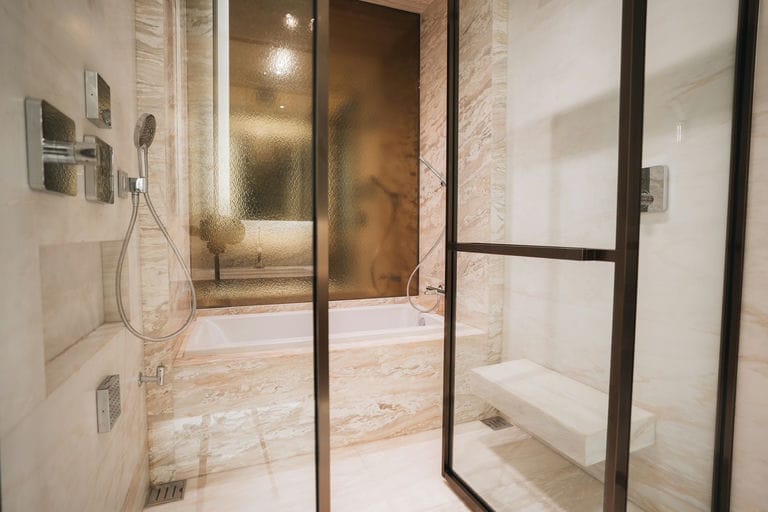 Simplex · Floor 29 · 84 sqm — 15