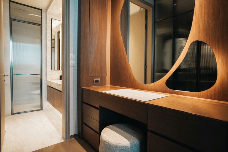 Simplex · Floor 29 · 84 sqm — 20
