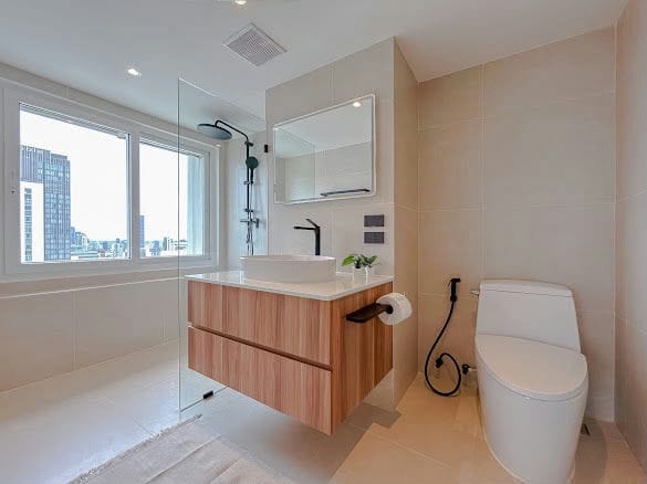 Penthouse · Floor 43-44 · 220 sqm — 33