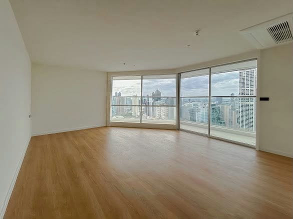 Penthouse · Floor 43-44 · 220 sqm — 15