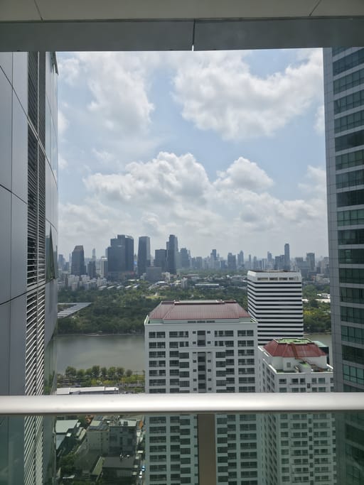 Simplex · Floor 36 · 128 sqm — 25