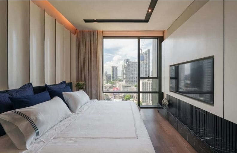 Simplex · Floor 17 · 86 sqm — 21
