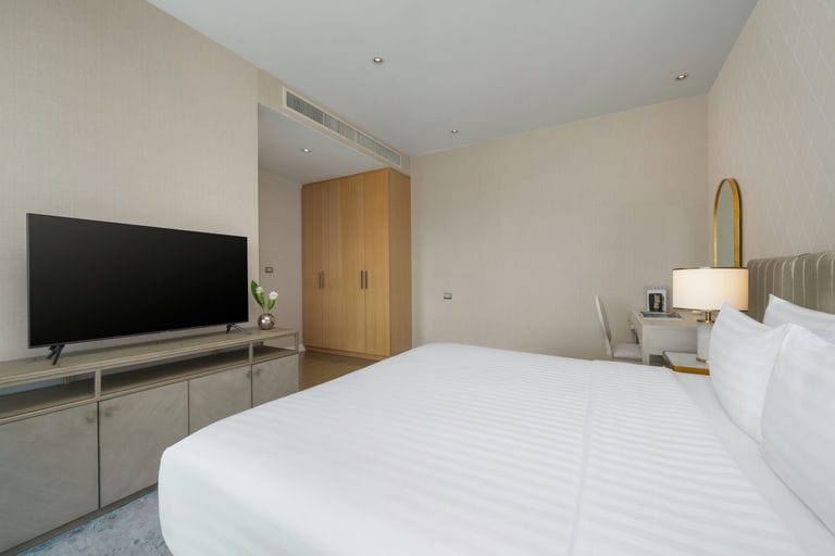Duplex · Floor 51-52 · 323 sqm — 16