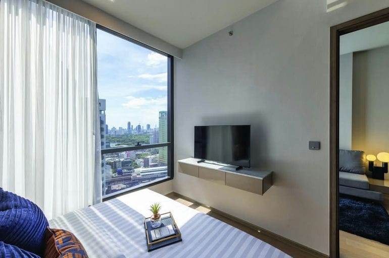 Simplex · Floor 24 · 42 sqm — 7