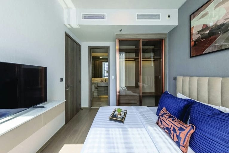 Simplex · Floor 24 · 42 sqm — 5
